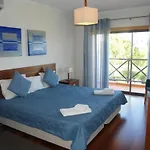 Luxurious First Floor With Balconies Overlooking Pool And Gardens. Lägenhet