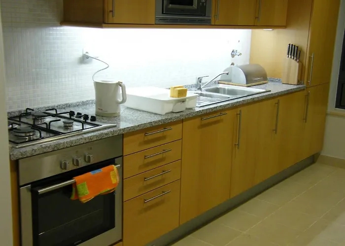 Appartement Luxurious First Floor With Balconies Overlooking Pool And Gardens. *