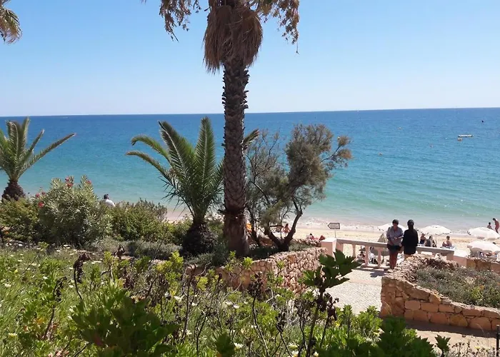 Appartement Luxurious First Floor With Balconies Overlooking Pool And Gardens. Albufeira