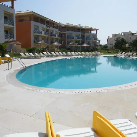 Luxurious First Floor With Balconies Overlooking Pool And Gardens.