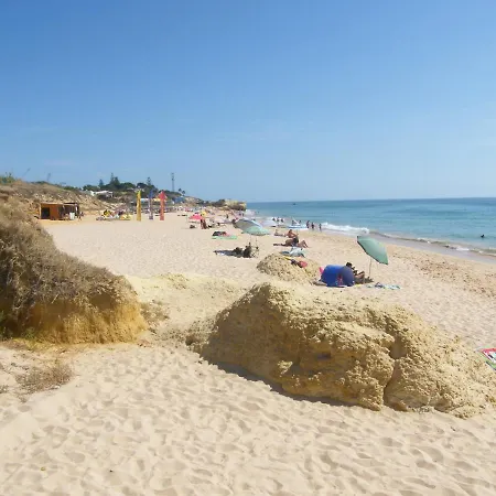 Lejlighed Luxurious First Floor With Balconies Overlooking Pool And Gardens.